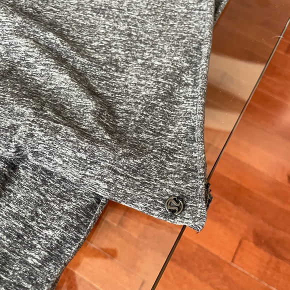 Lululemon Scarf - heather grey - one size - Picture 3 of 4